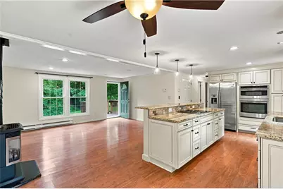 8 Choctaw Trail, Narragansett, RI 02882 - Photo 9