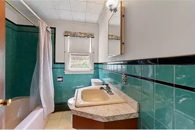 5 Robert Avenue, Portsmouth, RI 02871 - Photo 19