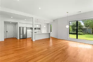 31 Parade St, Providence, RI 02909 - Photo 11