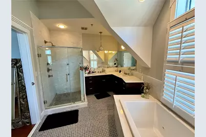 1000 Chapel View Boulevard #311, Cranston, RI 02920 - Photo 17