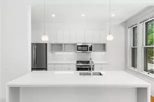 31 Parade St, Providence, RI 02909 - Photo 11