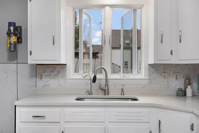 22 Lake Avenue, Barrington, RI 02806 - Photo 19