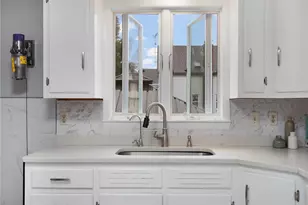 22 Lake Ave, Barrington, RI 02806 - Photo 19