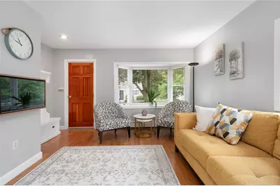 22 Lake Avenue, Barrington, RI 02806 - Photo 5