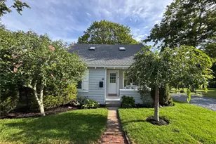 69 Congdon St, Narragansett, RI 02882 - Photo 1