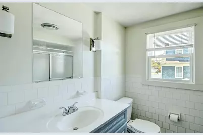 8 Ashby Street, Johnston, RI 02919 - Photo 15