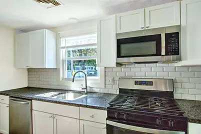 8 Ashby Street, Johnston, RI 02919 - Photo 13