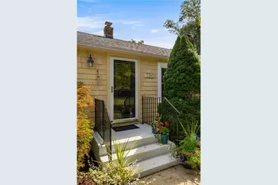 730 Congdon Hill Road, North Kingstown, RI 02874 - Photo 3