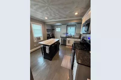 35 Bellman Avenue, Warwick, RI 02886 - Photo 13