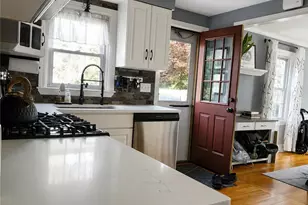 61 Ann Mary Brown Dr, Warwick, RI 02888 - Photo 9
