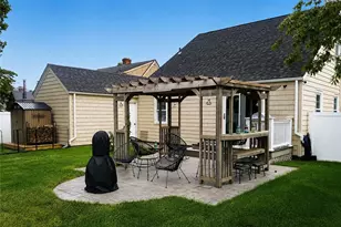 61 Ann Mary Brown Dr, Warwick, RI 02888 - Photo 19