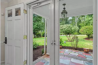 88 Varnum Drive, Warwick, RI 02818 - Photo 5