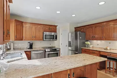 88 Varnum Drive, Warwick, RI 02818 - Photo 13
