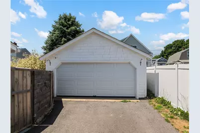 29 Aquidneck Avenue, Portsmouth, RI 02871 - Photo 23