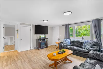 147 Danielson Pike, Foster, RI 02825 - Photo 7