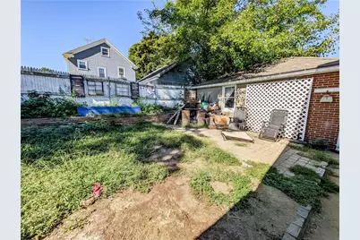 102 Burnside Street, Cranston, RI 02910 - Photo 23
