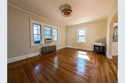 102 Burnside Street, Cranston, RI 02910 - Photo 11