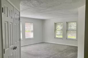 3524 W Shore Rd, Warwick, RI 02886 - Photo 3