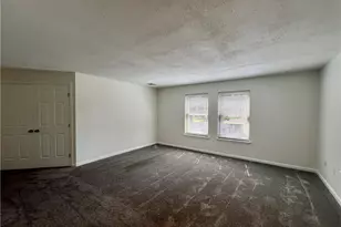 3524 W Shore Rd, Warwick, RI 02886 - Photo 5