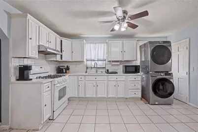 19 Carr Street, Providence, RI 02905 - Photo 3