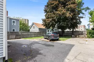 141 Grove St, Providence, RI 02909 - Photo 47