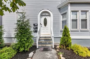 141 Grove St, Providence, RI 02909 - Photo 5