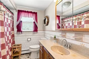 10 Grant St, West Warwick, RI 02893 - Photo 33