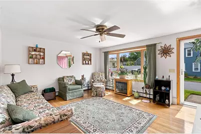 10 Grant Street, West Warwick, RI 02893 - Photo 19
