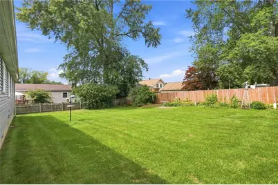 10 Grant Street, West Warwick, RI 02893 - Photo 7