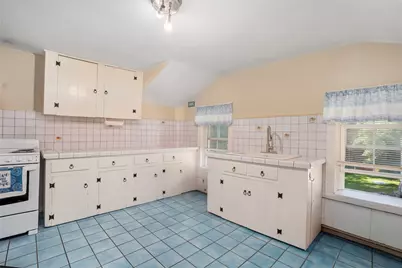172 Danielson Pike, Scituate, RI 02857 - Photo 23