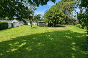 276 East St, Cranston, RI 02920 - Photo 3