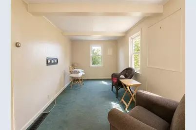 276 East Street, Cranston, RI 02920 - Photo 11