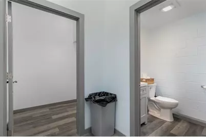 6770 Post Road, North Kingstown, RI 02852 - Photo 19