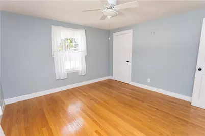 499 Squantum Drive, Warwick, RI 02888 - Photo 17