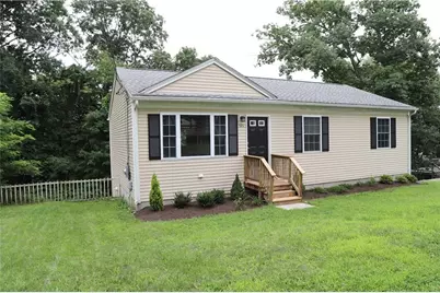 521 Tenth Avenue, Woonsocket, RI 02895 - Photo 17
