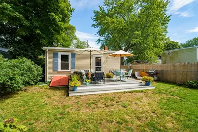 61 Logan Street, Warwick, RI 02889 - Photo 23