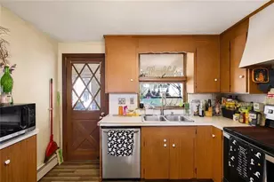 68 Ledge St, Central Falls, RI 02863 - Photo 3