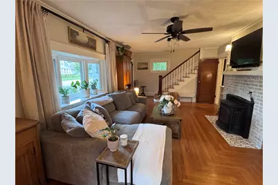 102 Hillard Avenue, Warwick, RI 02886 - Photo 9