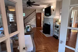 102 Hillard Ave, Warwick, RI 02886 - Photo 11