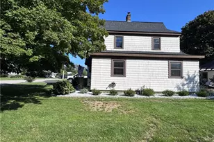 102 Hillard Ave, Warwick, RI 02886 - Photo 39