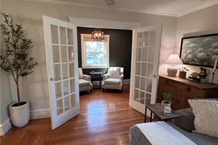 102 Hillard Ave, Warwick, RI 02886 - Photo 9