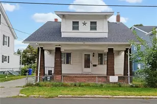 85 Hughes Ave, Pawtucket, RI 02861 - Photo 1
