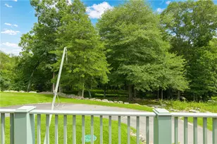 184 Field Stone Ln, Tiverton, RI 02878 - Photo 13