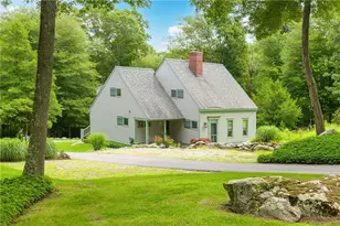 184 Field Stone Ln, Tiverton, RI 02878 - Photo 9