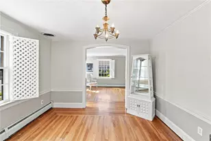 77 Ausdale Rd, Cranston, RI 02910 - Photo 9