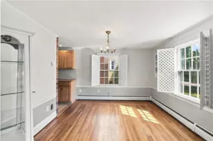 77 Ausdale Rd, Cranston, RI 02910 - Photo 7