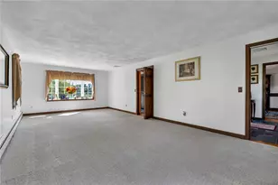 43 Countryside Dr, Cumberland, RI 02864 - Photo 13