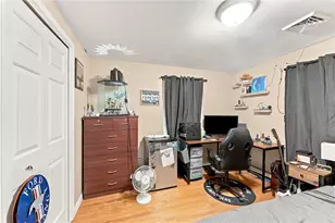 95 Thomas Leighton Blvd, Cumberland, RI 02864 - Photo 15