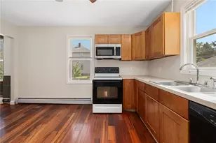 92 Chestnut Ave, Cranston, RI 02910 - Photo 5