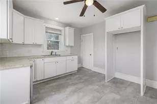 92 Chestnut Ave, Cranston, RI 02910 - Photo 21